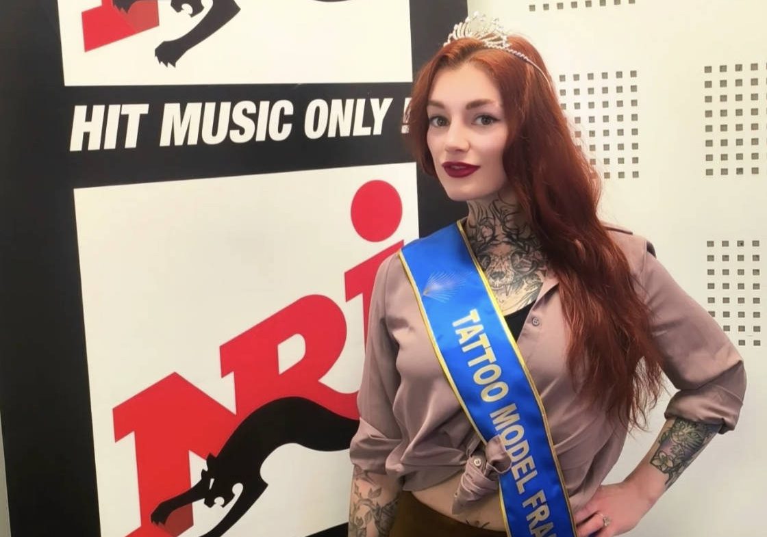 Axelle Fescia, femme très tatoué élue Miss tattoo model France 2026 alias Inkedpumpkin !